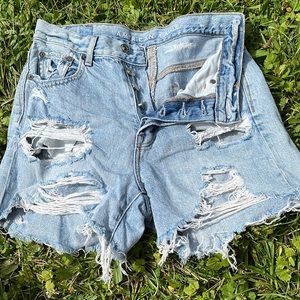 american eagle 90s boyfriend short 💛